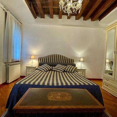 Furlani Apartment 2 Венеция Екстериор снимка