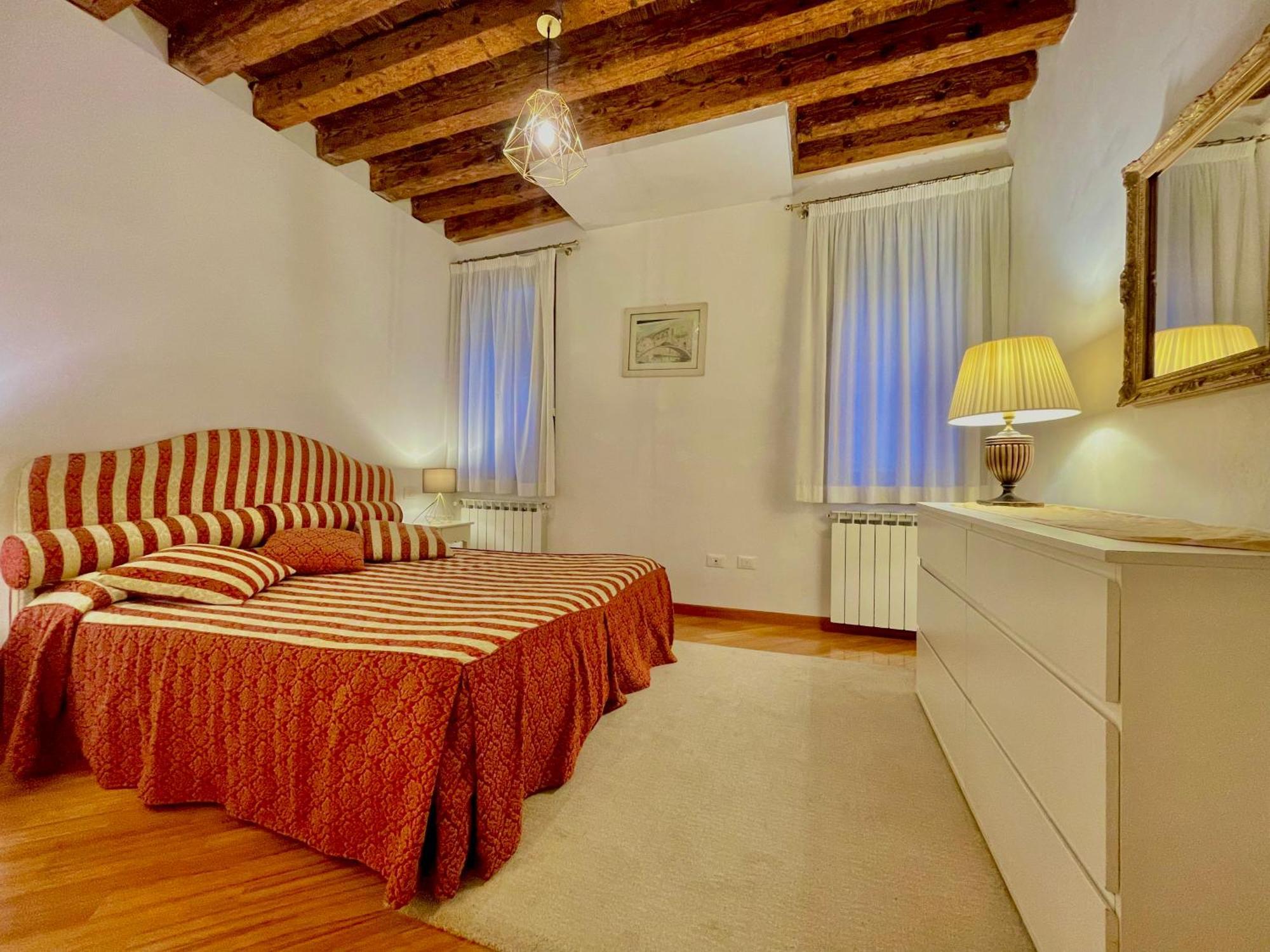 Furlani Apartment 2 Венеция Екстериор снимка
